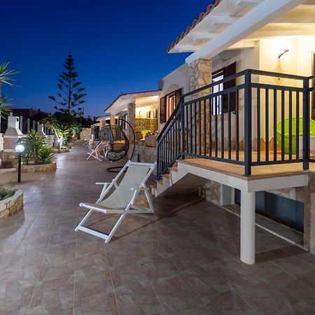 Borgo Marino Beach Residence Lampedusa Exterior photo